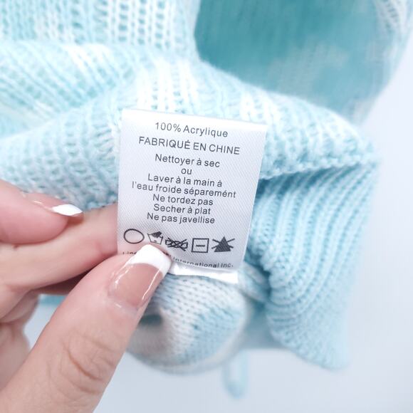 John+Jenn Cozy Modern Streetwear Soft Pastel Blue Animal Knit Pullover Sweater M - Picture 7 of 14